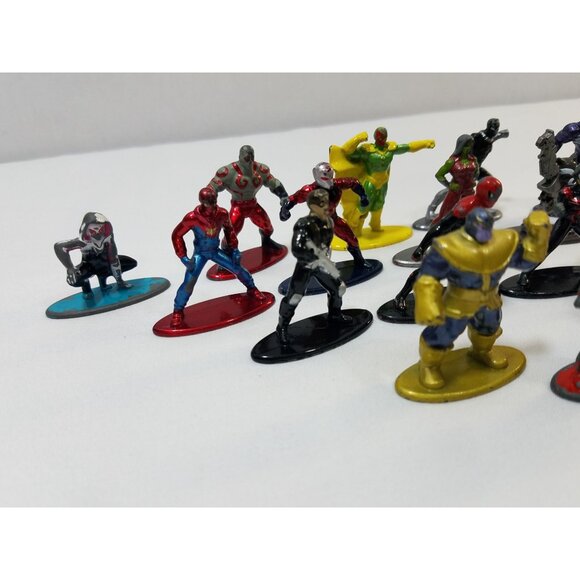 Marvel Nano Metalfigs mixed lot of 18 figures Spider-verse Spider-man Thanos - Picture 2 of 16